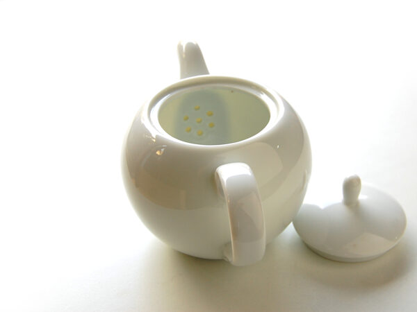 紅茶をおいしく淹れる上白磁の球体ティーポット　送料無料 - 画像 (4)