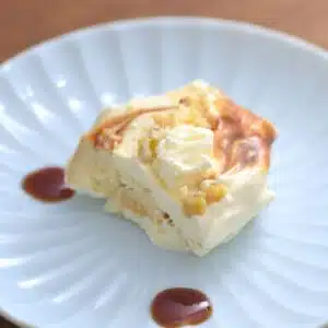 スコーンセミフレッド キャラメルナッツ&バナナ